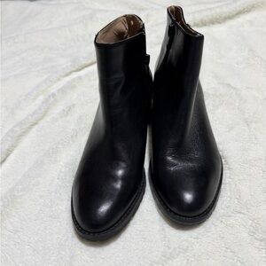 Lands' End Classic Black Ankle Boots size 6.5 women